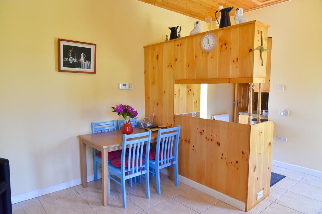 Achill Cottages Achill Sound Экстерьер фото